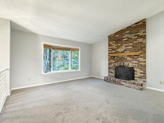 4 - Living Room.jpg | Image 23