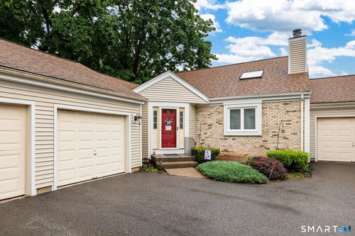 b-186 Main St, Manchester, CT, 06042-3558 | Card Image