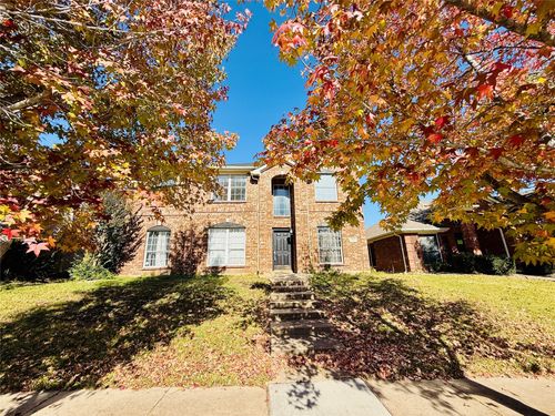 830 San Jacinto Dr, Grand Prairie, TX, 75052-3146 | Card Image