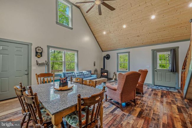82 Vista River Ln, House other with 2 bedrooms, 1 bathrooms and null parking in Paw Paw WV | Image 15