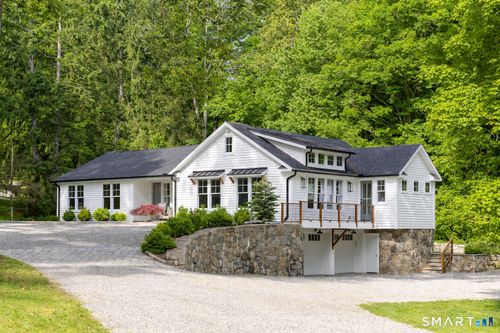 8 Gaylord Dr S, Wilton, CT, 06897-3931 | Card Image