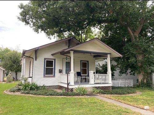 718 Laramie St, Manhattan, KS, 66502-5835 | Card Image