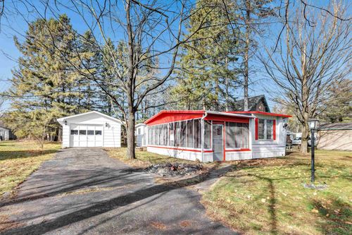 9535 Holt Park Road, Spruce, WI, 54174 | Card Image