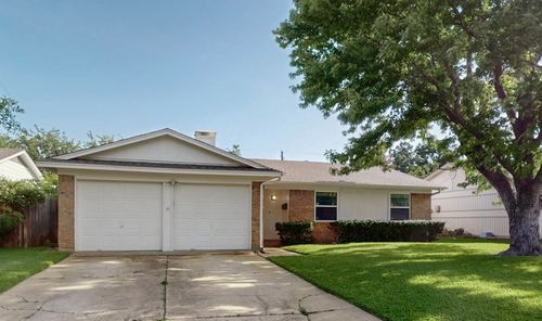 713 Dewberry Dr, Lewisville, TX, 75067-4442 | Card Image