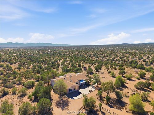 10450 E Cedar Ridge Dr, Kingman, AZ, 86401-7996 | Card Image
