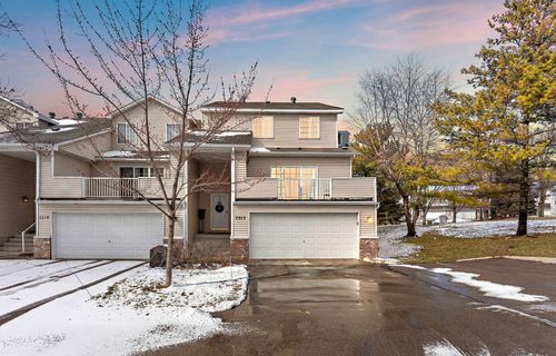 7717 Nicholas Way, Chanhassen, MN, 55317-7544 | Card Image