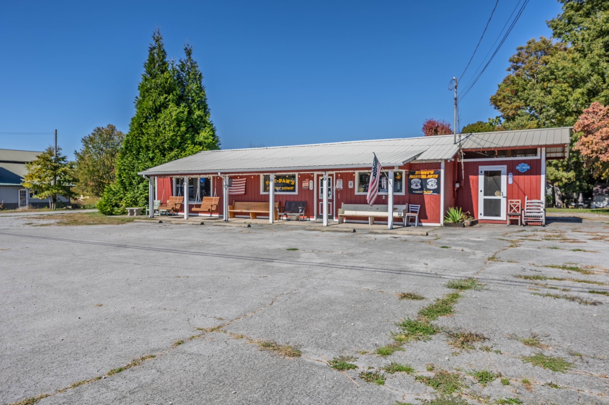 415 Cumberland St W, Cowan, TN 37318