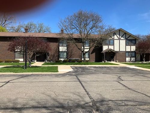 apt-2-3806 Wroxton Dr, Flint, MI, 48532-2876 | Card Image