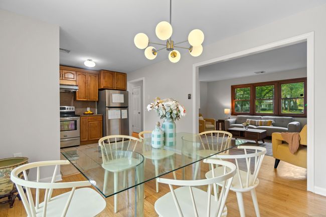 5 Robin Ln, House other with 3 bedrooms, 3 bathrooms and 4 parking in New Haven CT | Image 8