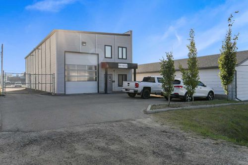 12515 101 Street, Grande Prairie, AB, T8V5S1 | Card Image