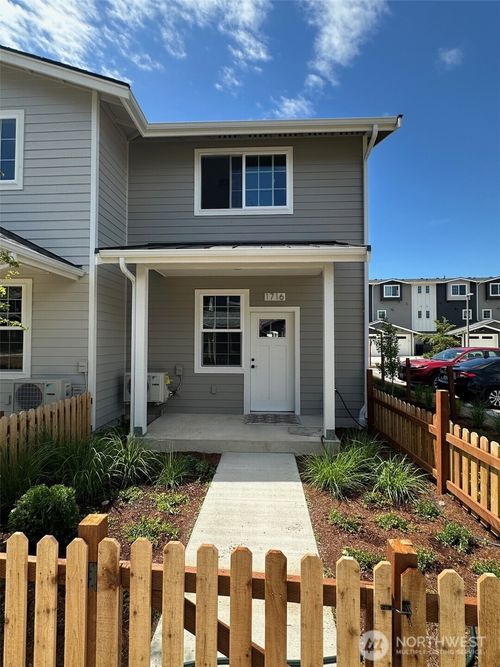 1716 Sunup Loop, Bellingham, WA, 98226-8289 | Card Image