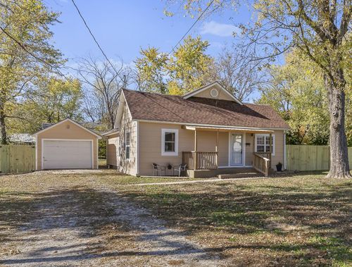 529 S Clay St, Marshfield, MO, 65706-2118 | Card Image