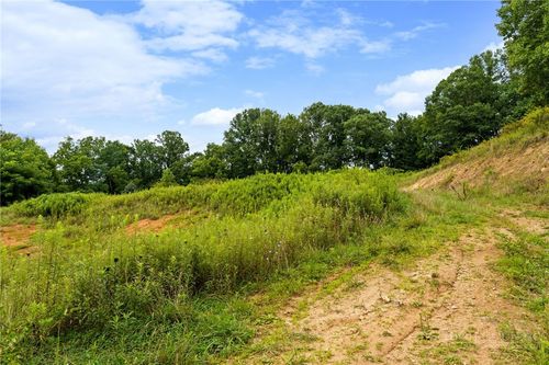 572 Laurel Branch Rd, Vilas, NC, 28692-9153 | Card Image
