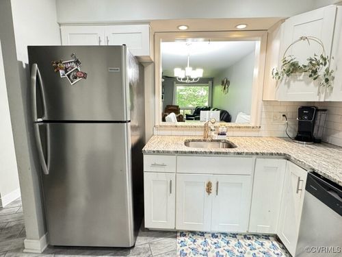 10394 Iron Mill Rd, North Chesterfield, VA, 23235-3956 | Card Image