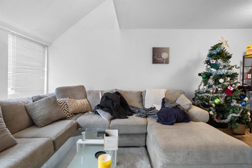 78-17714 60 Ave, Surrey, BC, V3S1V2 | Card Image