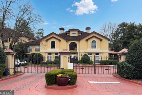 3777 Peachtree Rd Ne, Brookhaven, GA, 30319-3337 | Card Image