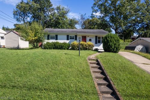 2508 Brooklyn Dr, Parkersburg, WV, 26101-2913 | Card Image