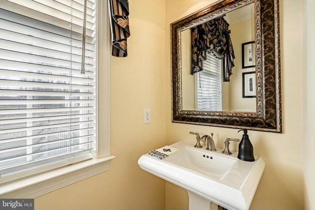 319 Ironstone Ln, Home with 4 bedrooms, 4 bathrooms and null parking in ELVERSON PA | Image 18