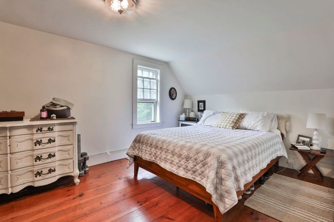 377 Main St, House other with 3 bedrooms, 2 bathrooms and null parking in Francestown NH | Image 31