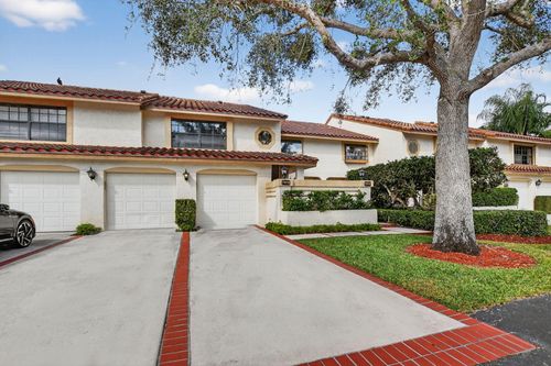 7818-7818 La Mirada Dr, Boca Raton, FL, 33433-6104 | Card Image