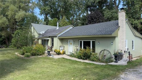 71684 Bronson Line, Dashwood, ON, N0M1N0 | Card Image