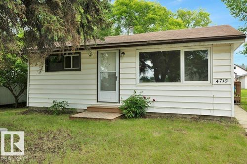 4712 47 Ave, Wetaskiwin, AB, T9A0J5 | Card Image
