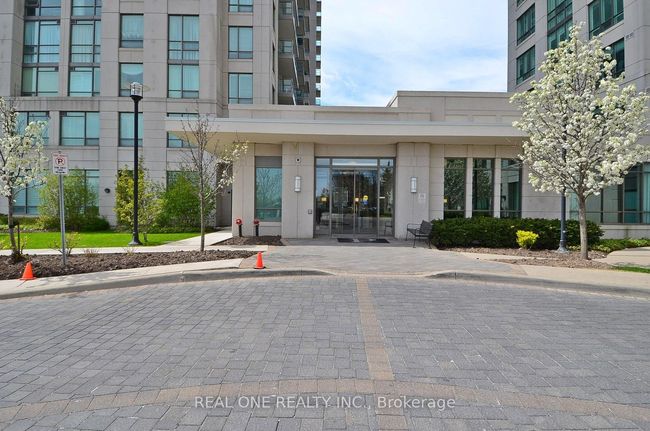 1203 - 88 Promenade Cir, Condo with 2 bedrooms, 1 bathrooms and 1 parking in Thornhill ON | Image 8