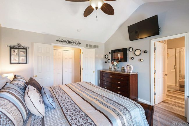 Primary bedroom, with vaulted ceiling. | Image 17