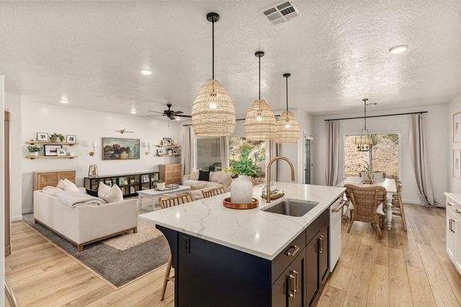 Kitchen Area | Image 41