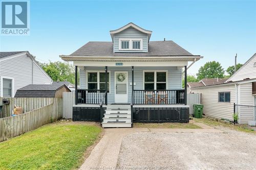 1323 Prince Rd, Windsor, ON, N9C3A5 | Card Image