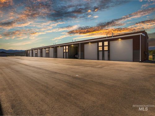 unit-a8-1453 S Main Unit A8, Cascade, ID, 83611 | Card Image