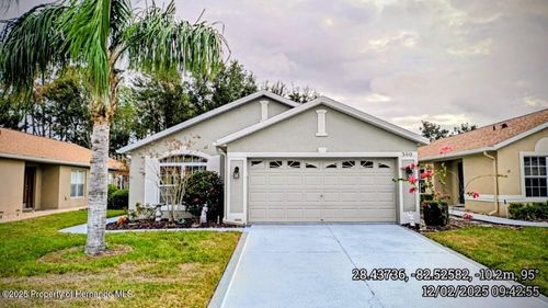 300 Hartford Ct, Spring Hill, FL, 34609-9219 | Card Image
