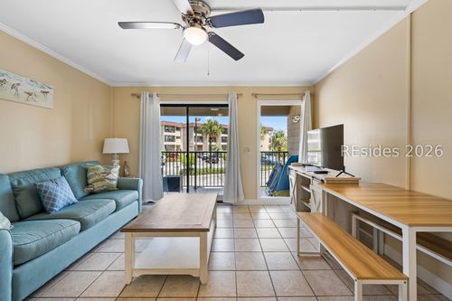 b115-40 Folly Field Rd, Hilton Head Island, SC, 29928-8820 | Card Image