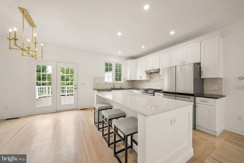 43809 Lees Mill Sq, LEESBURG, VA, 20176-3826 | Card Image