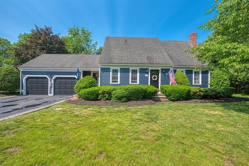 635 Summer St, Bridgewater, MA, 02324-2711 | Card Image