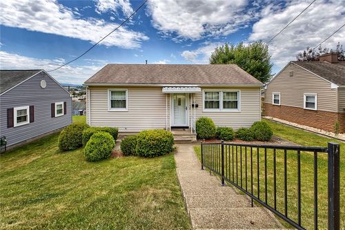 1921 Sloan Ave, Latrobe, PA, 15650-3051 | Card Image