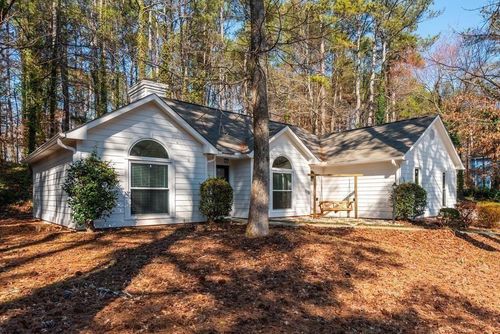 6060 Carriage Dr, Cumming, GA, 30028-7583 | Card Image