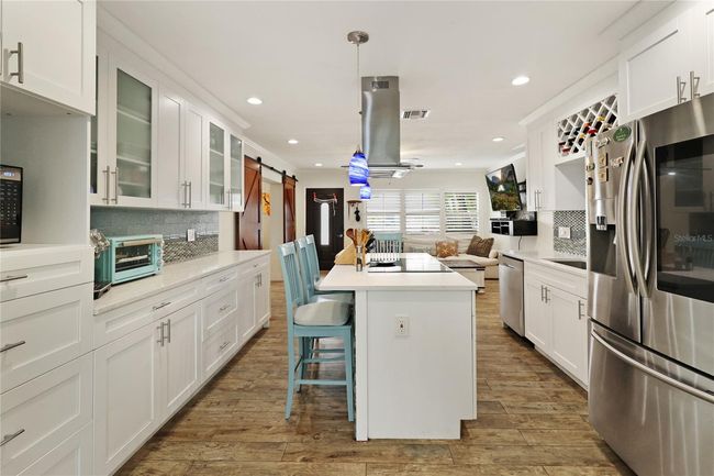1906 2 Nd St, House other with 3 bedrooms, 2 bathrooms and null parking in INDIAN ROCKS BEACH FL | Image 17