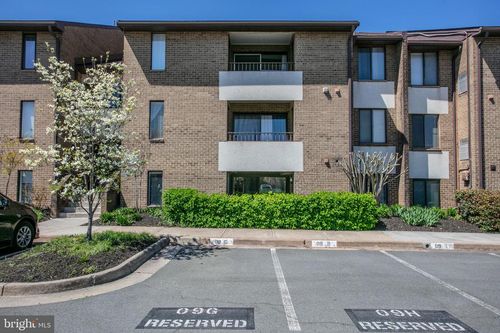 t4-509 Florida Ave, HERNDON, VA, 20170-4909 | Card Image