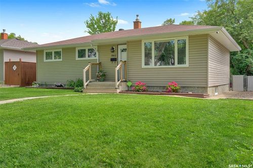961 Garry St, Regina, SK, S4T5R1 | Card Image