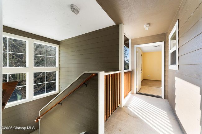 UNIT-403 - 420 Elk Creek Rd, Condo with 2 bedrooms, 1 bathrooms and null parking in Cannon Beach OR | Image 4