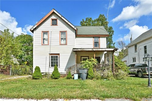 944 Hunter St Nw, Warren, OH, 44485-2838 | Card Image