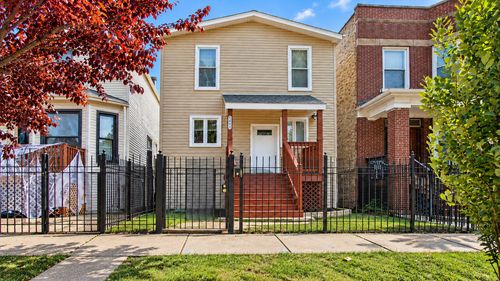 1411 N Keeler Ave, Chicago, IL, 60651-1824 | Card Image