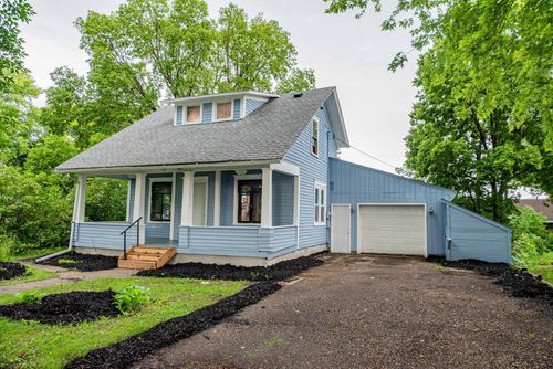 711 9th St E, Glencoe, MN, 55336-2914 | Card Image