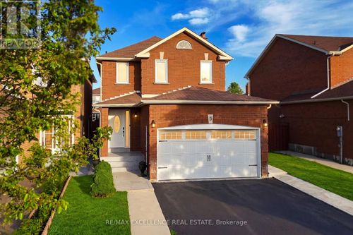 5 Tulip Dr, Brampton, ON, L6Y3T1 | Card Image