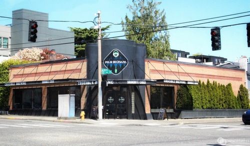 8000 15th Ave Nw, Seattle, WA, 98117-3601 | Card Image