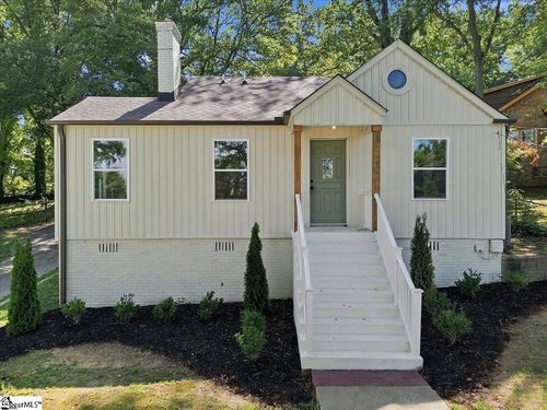 125 Haviland Ave, Greenville, SC, 29607-1811 | Card Image