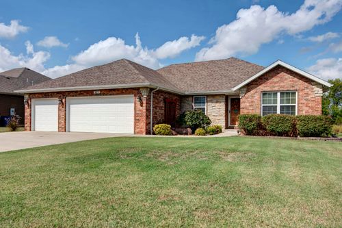 527 E Logan St, Willard, MO, 65781-7509 | Card Image
