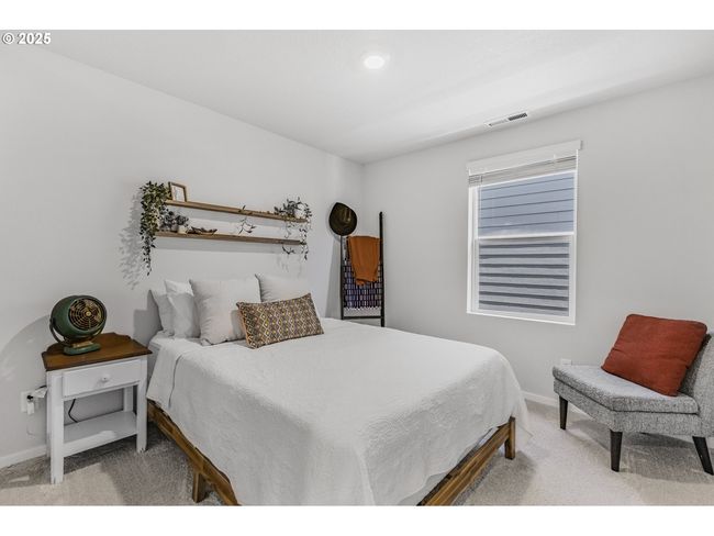 2666 26 Th Loop, House other with 4 bedrooms, 3 bathrooms and 2 parking in Springfield OR | Image 36