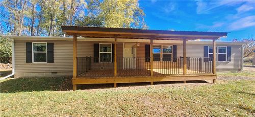 128 Garrison Vision Dr, Oakwood, IL, 61858-6217 | Card Image